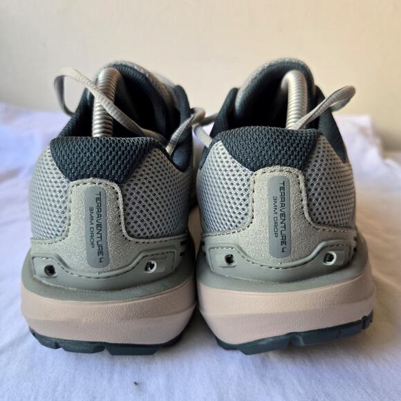Topo Terraventure 4 Women's Trail Running Shoes Sage/Tan Size 11 Worn 1 x - Picture 3 of 8
